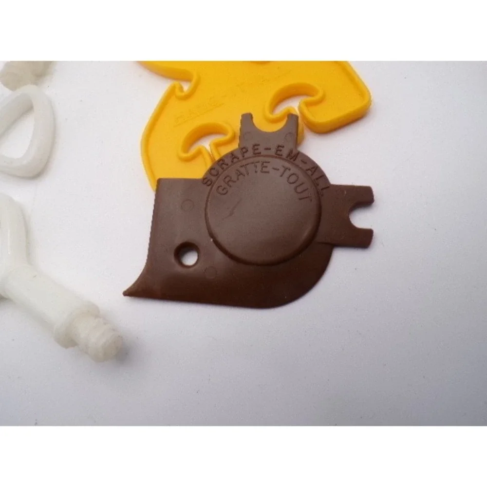 Vintage Tupperware Hang It‎ All CordKeeper Scraper Gadget 3 Handles Set 6 Pieces